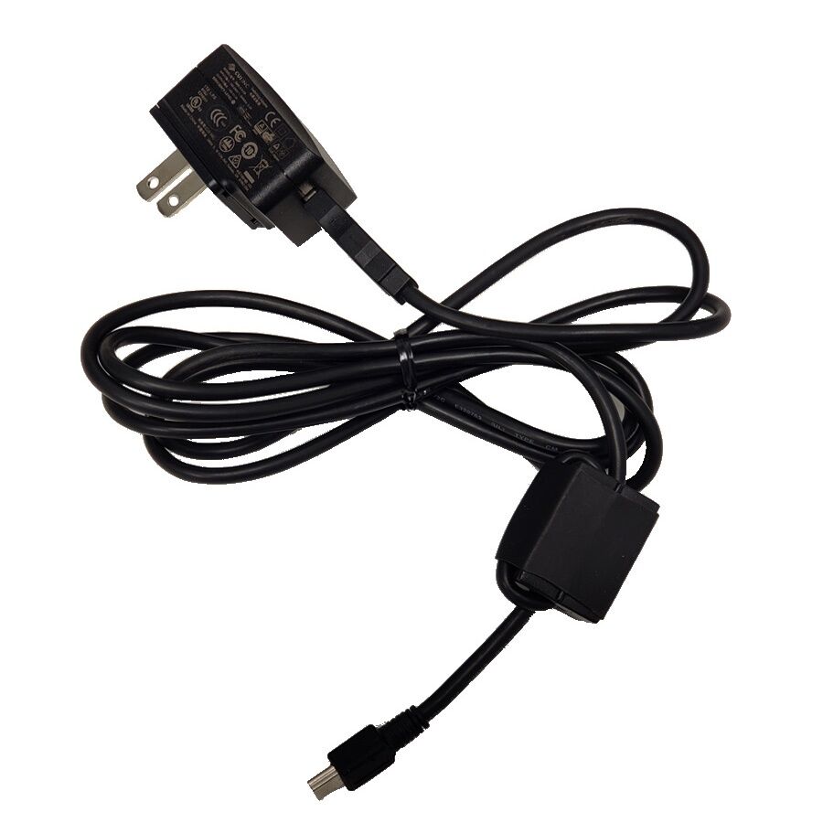 DRTQ-ELEC3050_C  AC Adapter, 100/240VAC input / 5VDC output USB